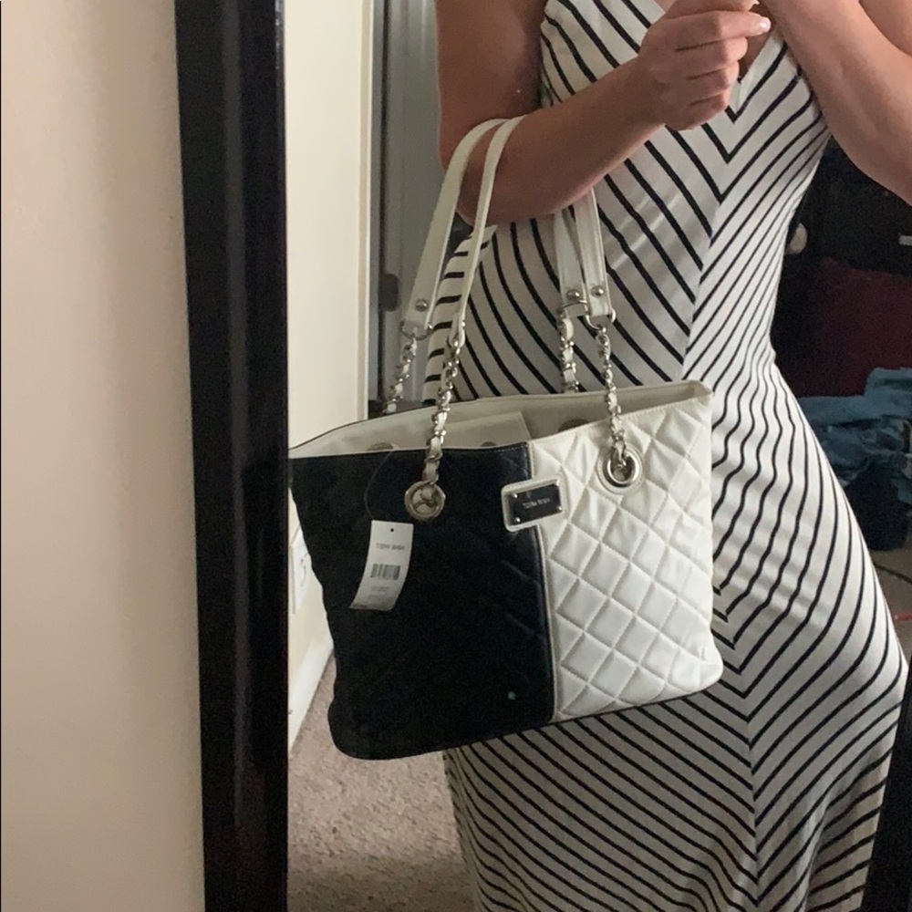 Black and white Nine West tote